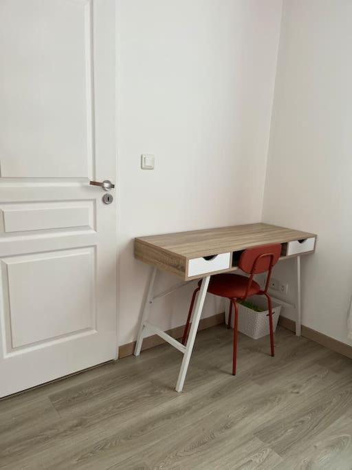 Logement 10 Minutes De Rouen Oissel Exterior photo